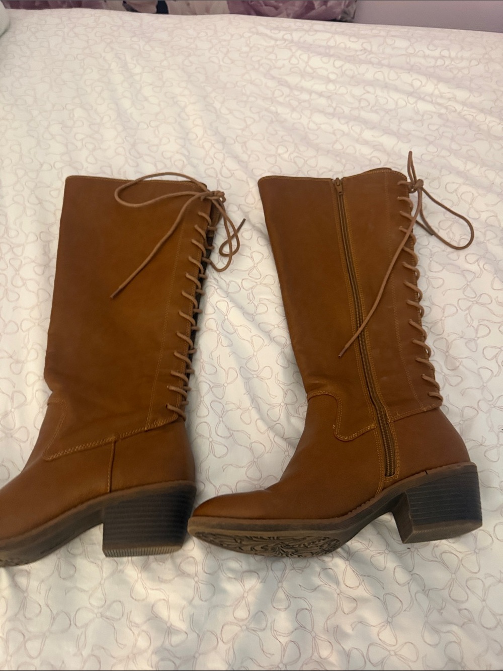 Brown cowgirl boots